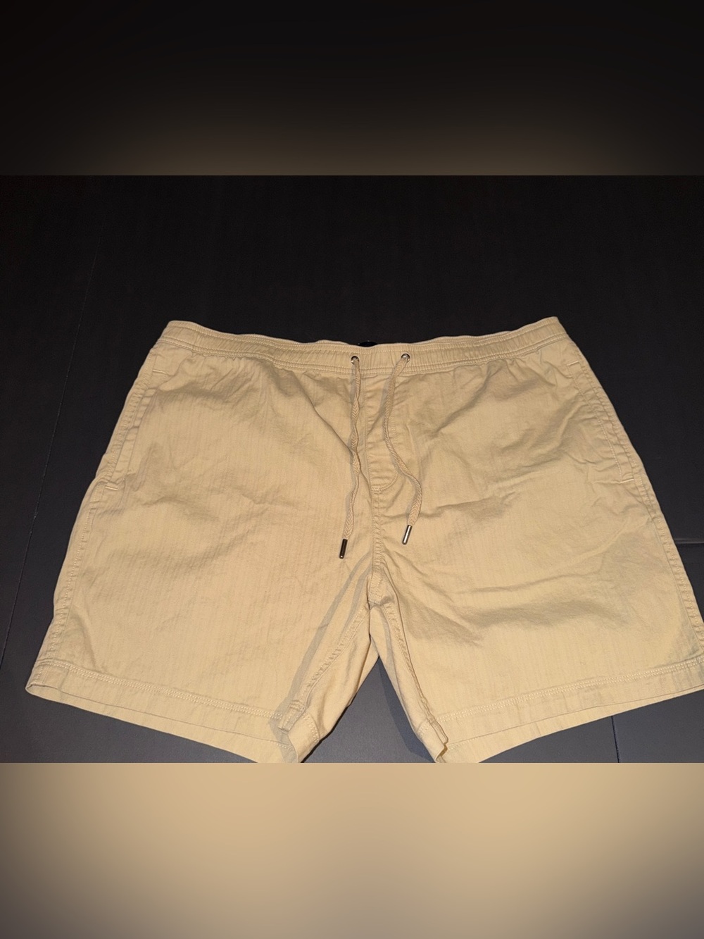Gap Men’s Beige Drawstring Casual Shorts